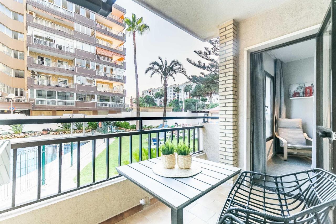 76-Lovely Beach Front Apartment In Fuengirola Exterior photo